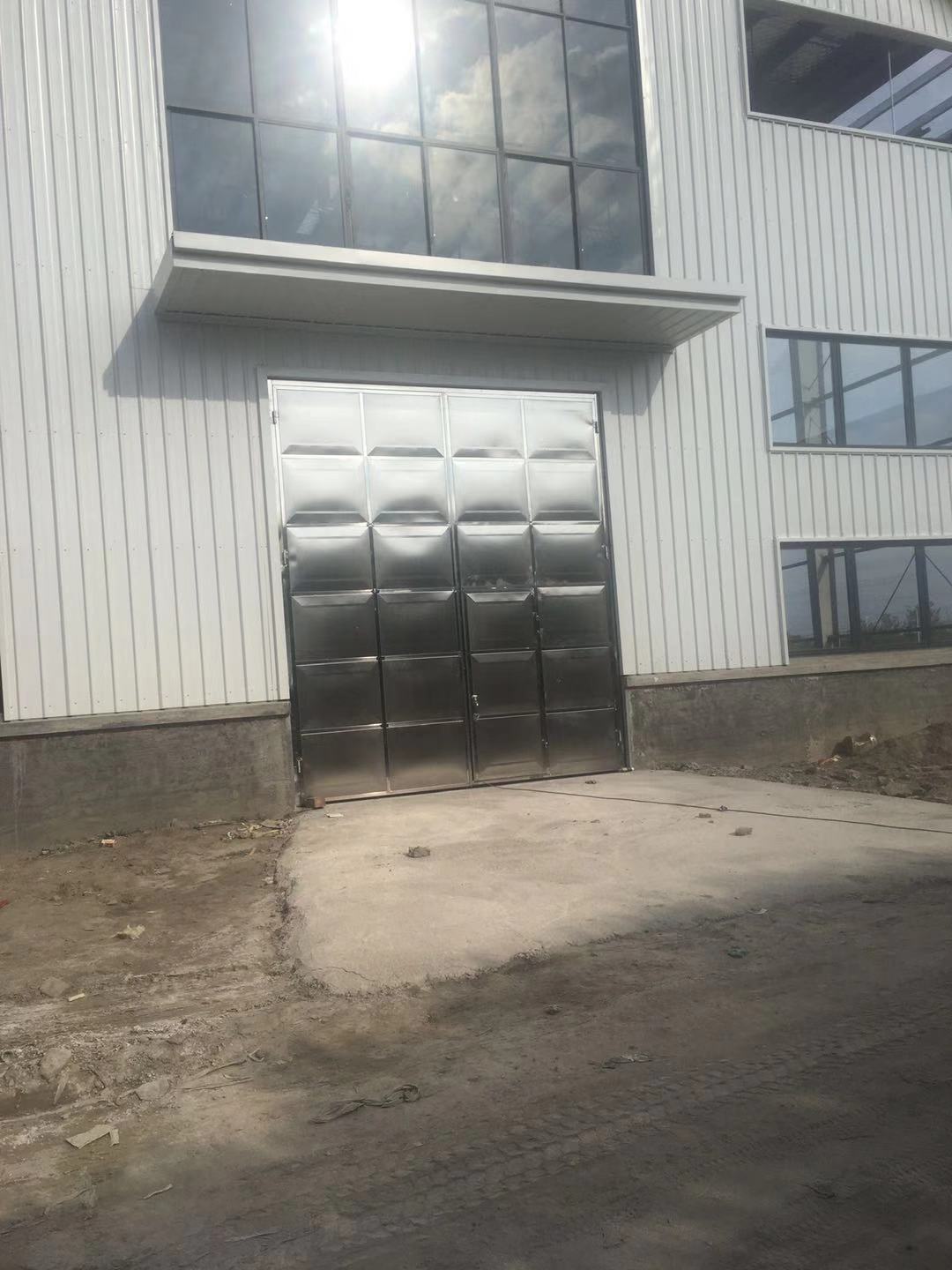 1600829261429451.jpg 钢大门 (2).jpg